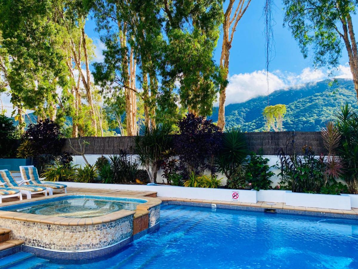 Beachview Apartments At Villa Paradiso ปาล์มโคฟ ภายนอก รูปภาพ