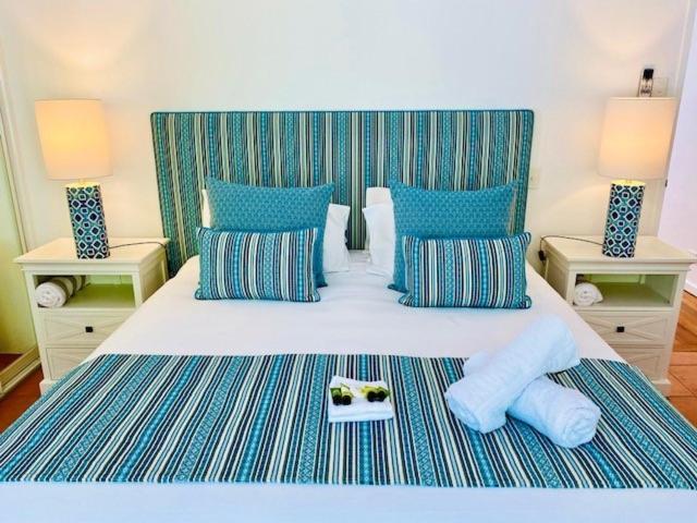 Beachview Apartments At Villa Paradiso ปาล์มโคฟ ภายนอก รูปภาพ