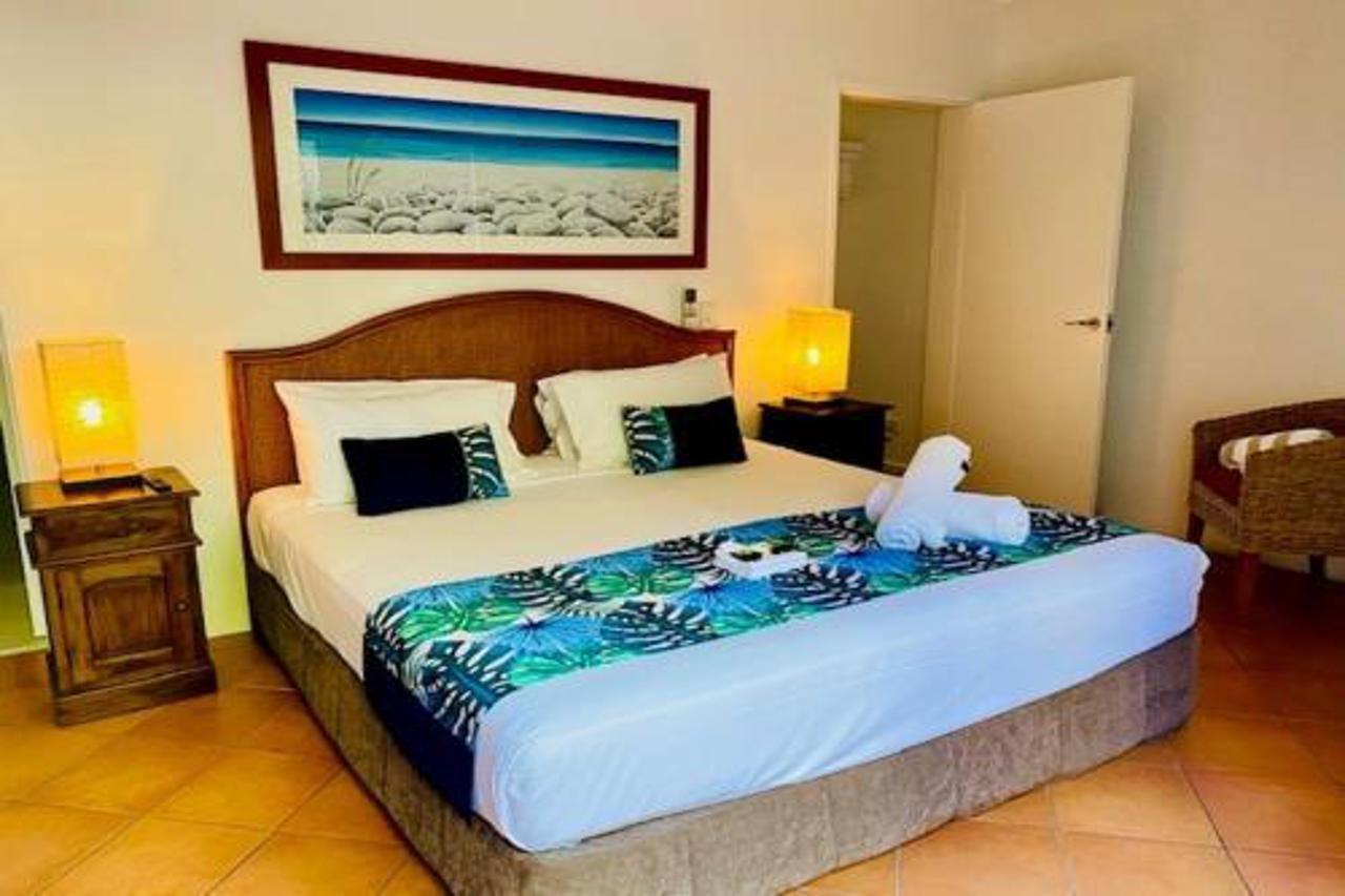 Beachview Apartments At Villa Paradiso ปาล์มโคฟ ภายนอก รูปภาพ
