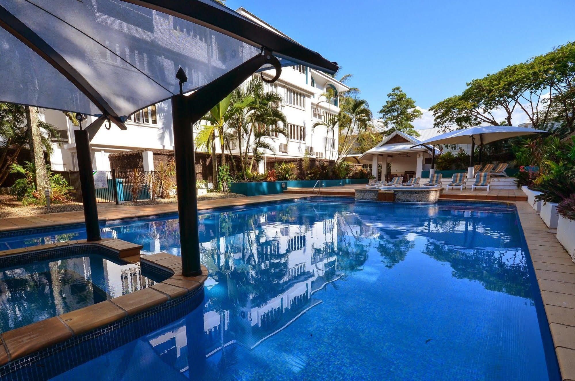 Beachview Apartments At Villa Paradiso ปาล์มโคฟ ภายนอก รูปภาพ
